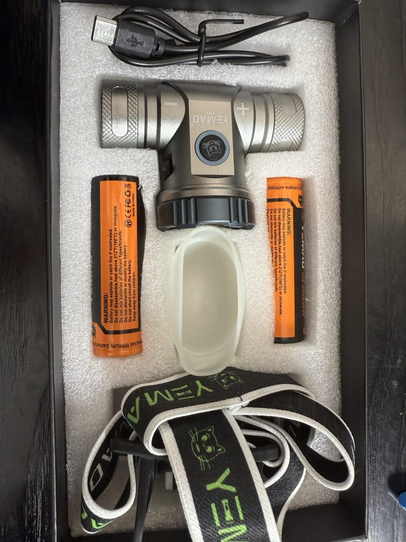 Ultimate Headlamp 4500lm – 5 LED High-Power Beam
Rugged. Reliable. Ready for Anything. - Image 2